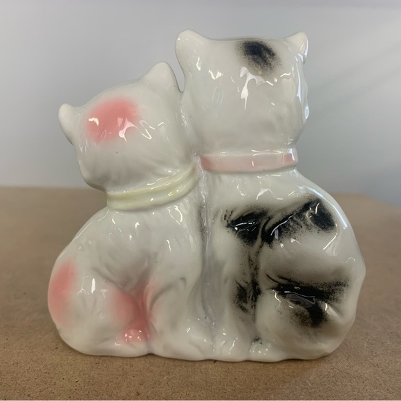 Vintage Hand Painted Ceramic Cat Couple Figurine - Picture 2 of 6
